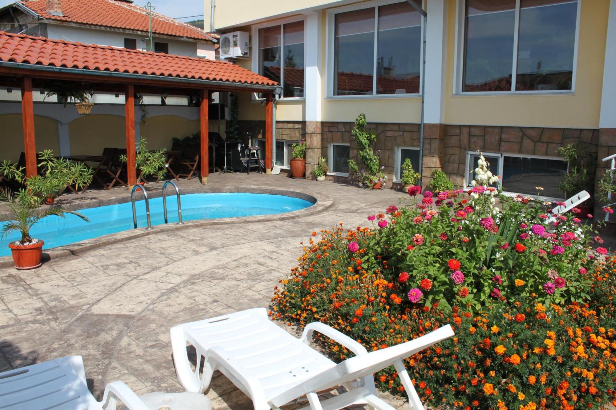 Shipka It Hotel Εξωτερικό φωτογραφία