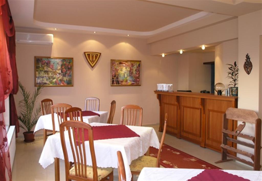 Shipka It Hotel Εξωτερικό φωτογραφία