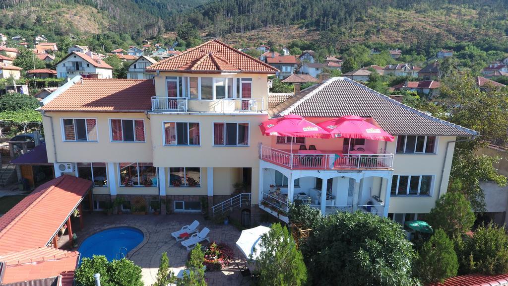 Shipka It Hotel Εξωτερικό φωτογραφία